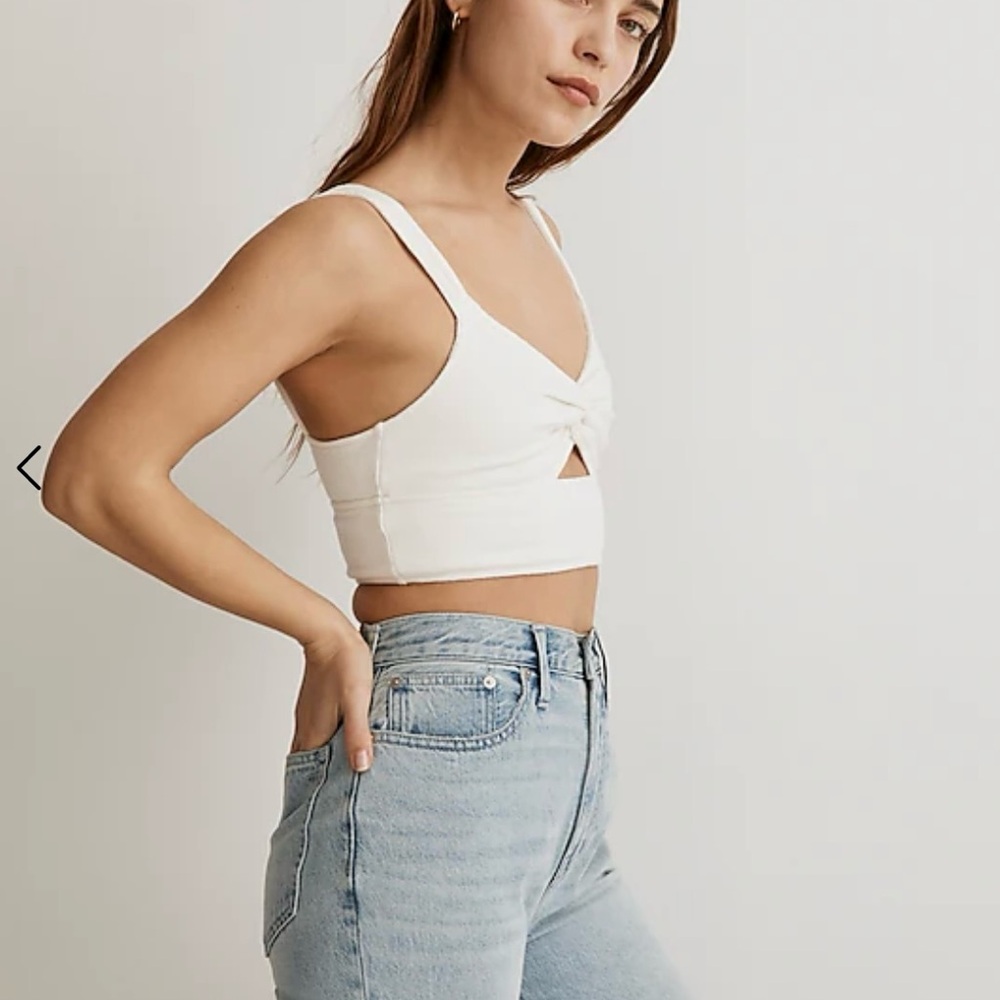 Madewell: Cutout Knot-Front Crop Tank Top - Picture 5 of 9